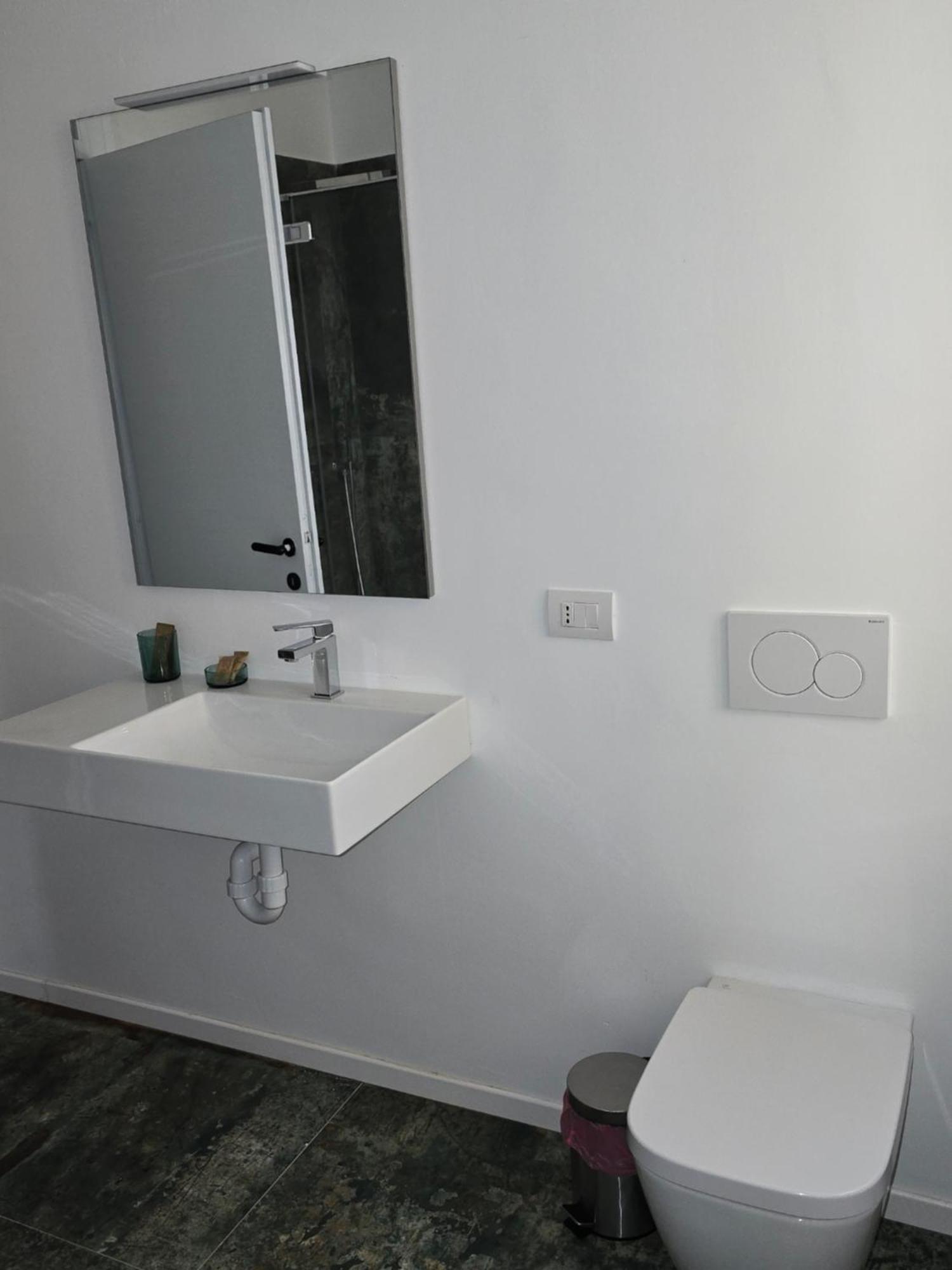 La Torretta Apartment 페스키에라델가르다 외부 사진